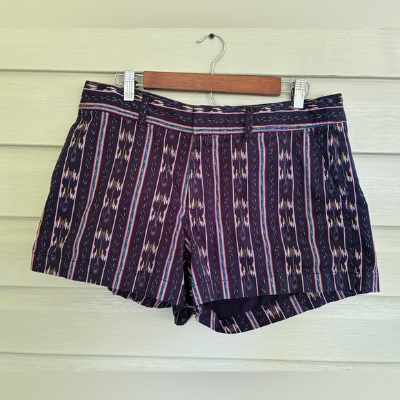 GAP City Short Chino Aztec Stripes Navy Blue casual boho everyday preppy 14 EUC - Picture 3 of 16